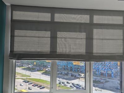 Римские шторы на проем окна в квартире